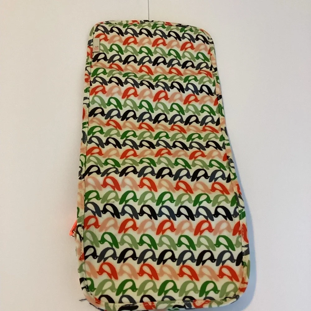 Hanging Travel Organizer with Multicolor Pattern